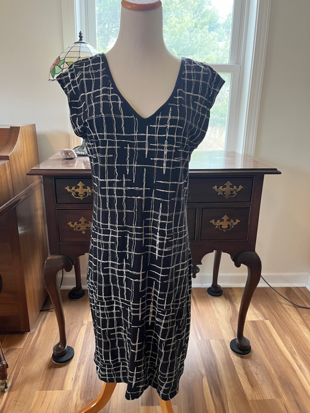 Effie’s Heart Sleeveless Dress Black and White graphic design Medium